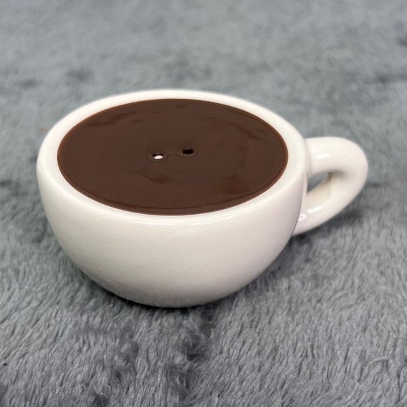 Donut and Coffee Cup Salt Pepper Shaker Set Pair NIB Doughnut Tier Tray Decor - Picture 3 of 7